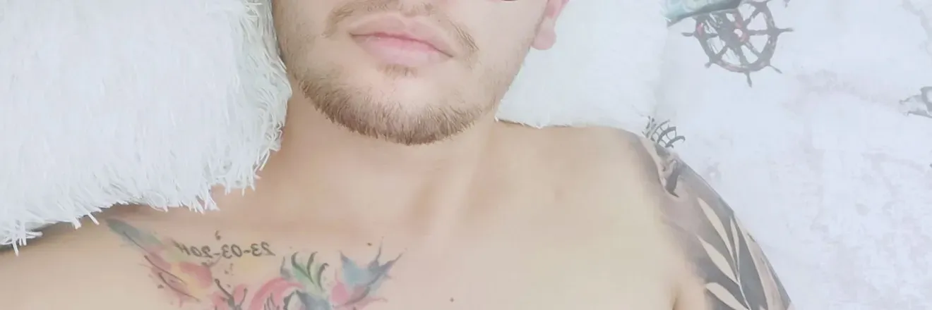 OnlyFans account  pipeabril28 header 2