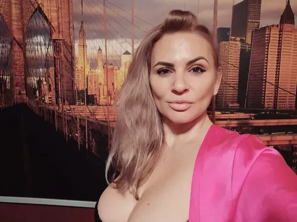 OnlyFans cuenta isis77777 avatar 1