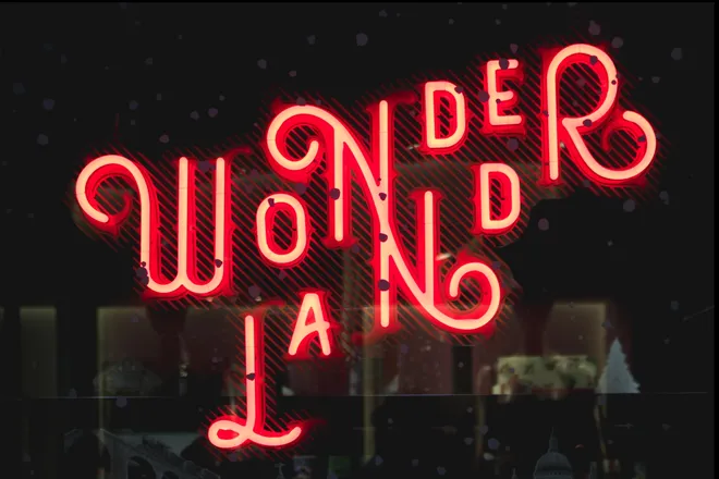 OnlyFans cuenta athena_wonderland header 2