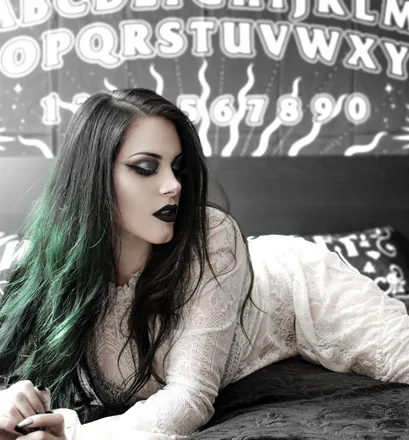 OnlyFans cuenta aicegothica header 2