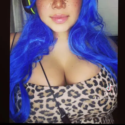 OnlyFans account  rainbowpanda13 header 2
