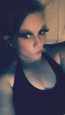 OnlyFans account  redvixen210 avatar 1