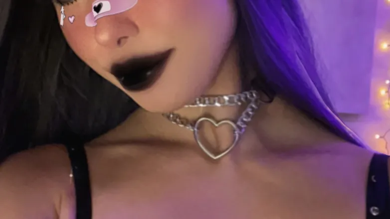 OnlyFans cuenta cybercherix header 2