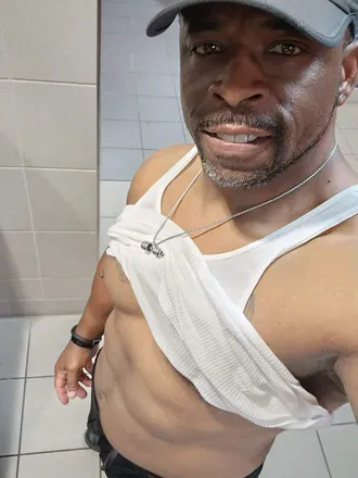 OnlyFans cuenta thatpersonaltrainer header 2
