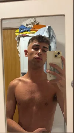 OnlyFans cuenta scottyclarkee header 2