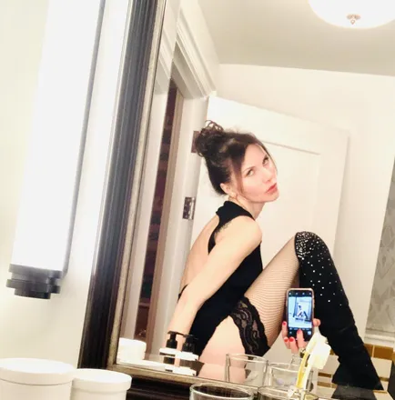 OnlyFans cuenta elenatop2 header 2