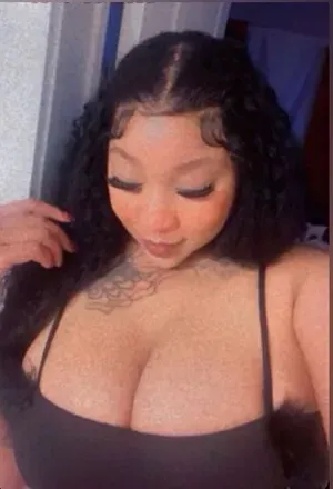 OnlyFans cuenta oghoneyredd avatar 1
