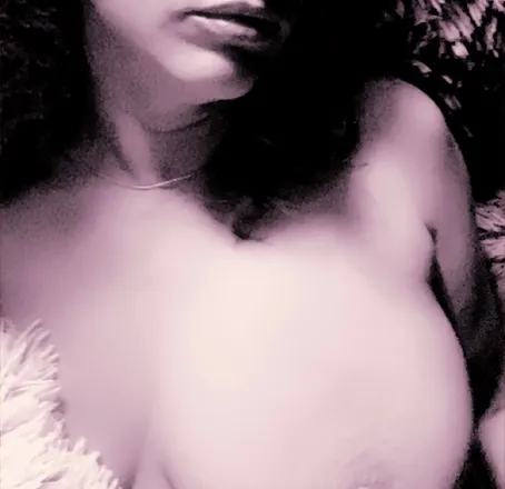 OnlyFans cuenta prettyhazeleyes76 header 2