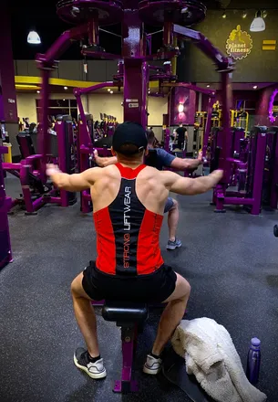 OnlyFans cuenta gymboyfriendfree header 2