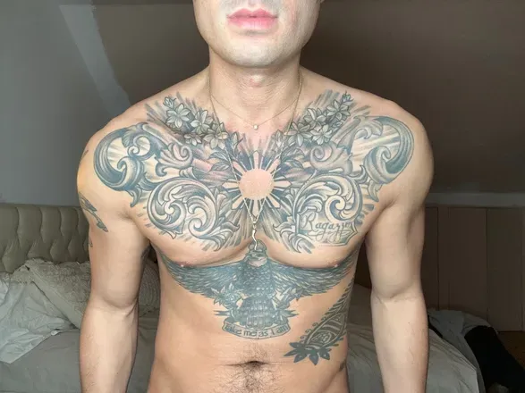 OnlyFans cuenta rickyroman91 header 2