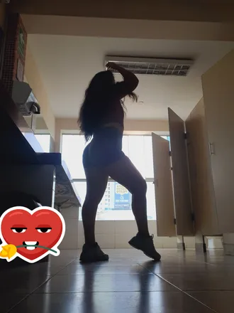 OnlyFans cuenta sexyperu23 header 2