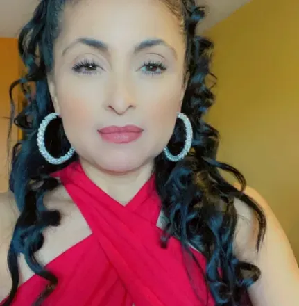 OnlyFans account  lisabrat avatar 1