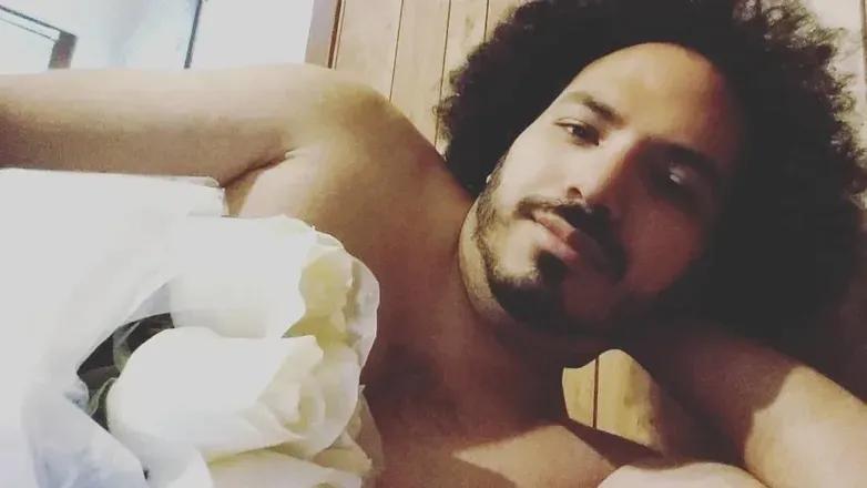 OnlyFans cuenta romantic_romeo_ramirez header 2