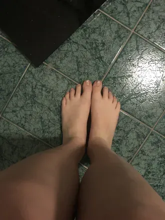 OnlyFans cuenta urfeetbabe35 avatar 1