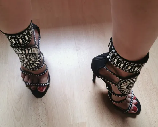 OnlyFans account  sweet.girl.next.door header 2