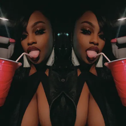 OnlyFans account  butterscotchbarbiee header 2