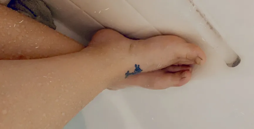 OnlyFans cuenta love_my_tipsytoes header 2
