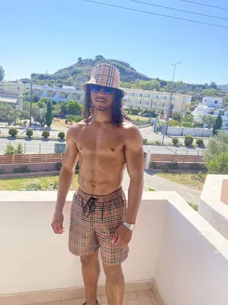 OnlyFans cuenta latrell02022 avatar 1
