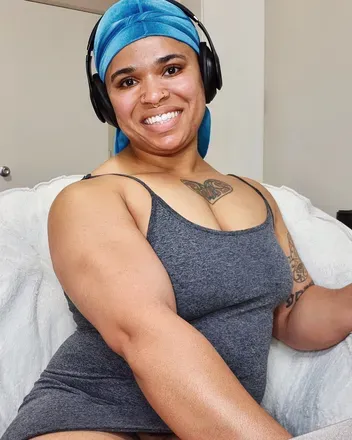 OnlyFans account  msmusclemami avatar 1