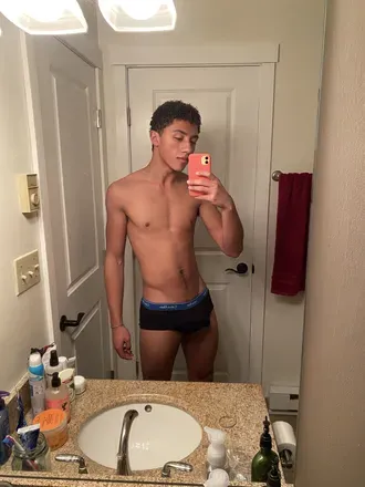 OnlyFans cuenta x_mlairn avatar 1