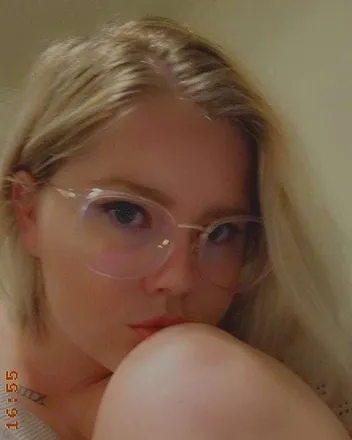 OnlyFans cuenta lunakil header 2