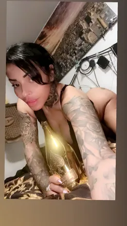 OnlyFans cuenta violethaze69 header 2