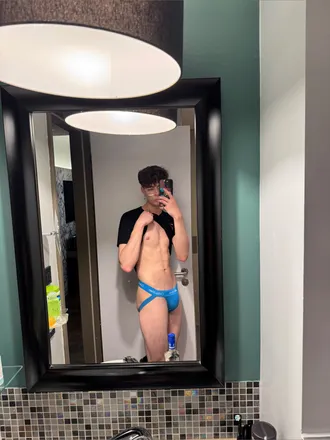 OnlyFans cuenta nicksonlyfansllc header 2