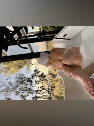 OnlyFans cuenta valengg header 2