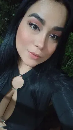 OnlyFans cuenta alektra-1010 header 2