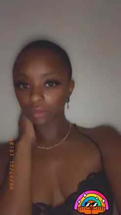 OnlyFans cuenta realshitdoe header 2