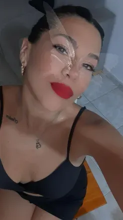 OnlyFans cuenta vickylittlecat header 2