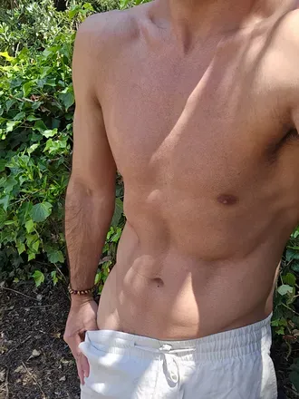 OnlyFans cuenta college001 avatar 1