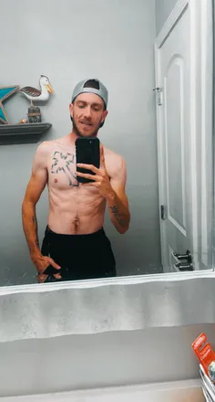 OnlyFans cuenta u208437596 header 2