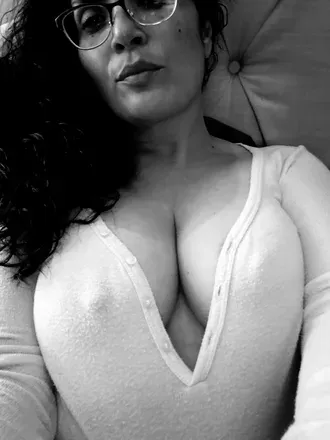 OnlyFans cuenta izza0720 header 2