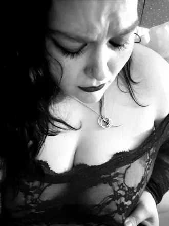OnlyFans cuenta lilianaajani avatar 1