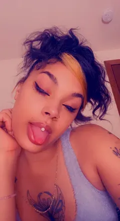 OnlyFans cuenta dai_dior header 2