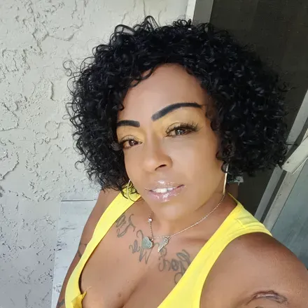 OnlyFans account  motivationalwear22 avatar 1