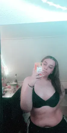 OnlyFans account  x_crybabyy header 2