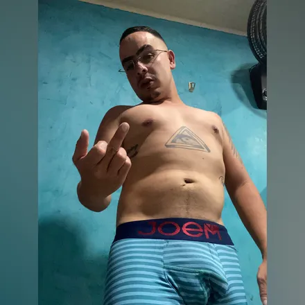 OnlyFans cuenta pussyfacee header 2