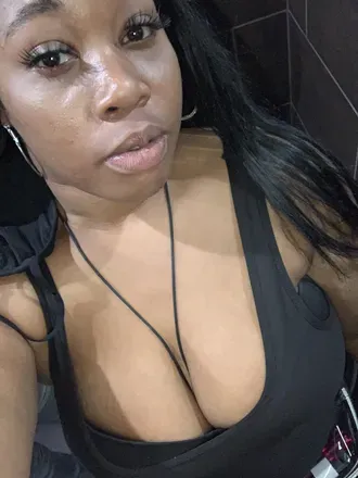 OnlyFans cuenta queenrebelunicorn avatar 1