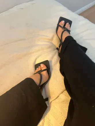 OnlyFans account  princessfeetpics18 avatar 1