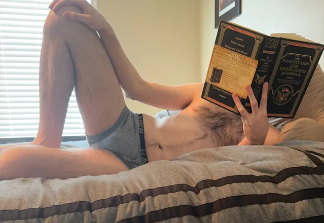 OnlyFans cuenta lowkeynaked header 2
