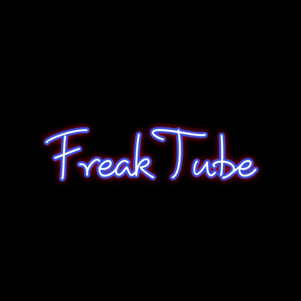 OnlyFans cuenta freaktube header 2