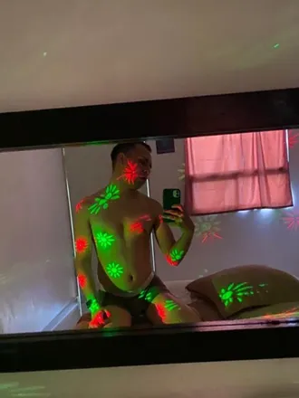 OnlyFans cuenta alekeinp header 2