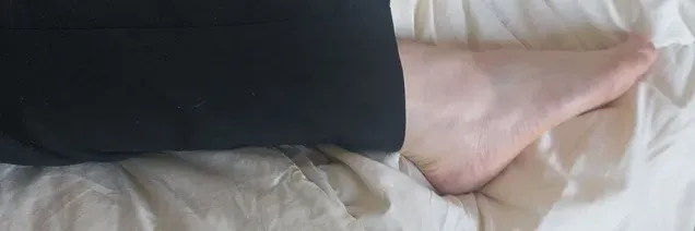 OnlyFans cuenta herbabyfeet header 2