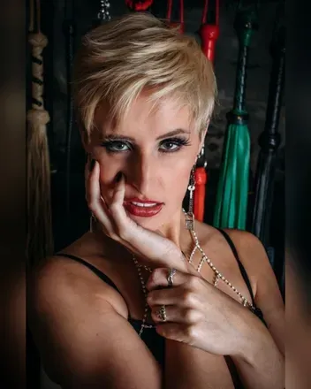 OnlyFans cuenta robyn_wood_ avatar 1