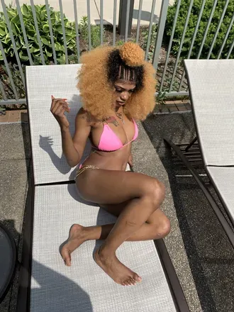 OnlyFans account  slimmdolll avatar 1