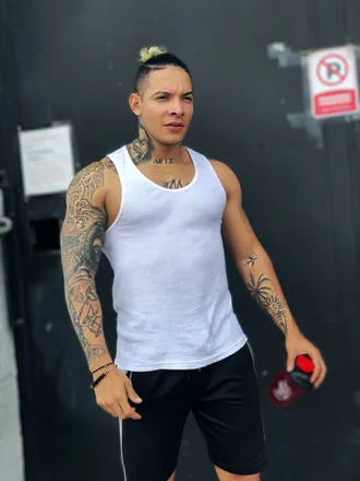 OnlyFans cuenta moree94 header 2