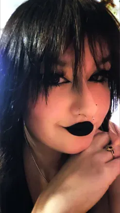 OnlyFans cuenta gloomyuwu avatar 1