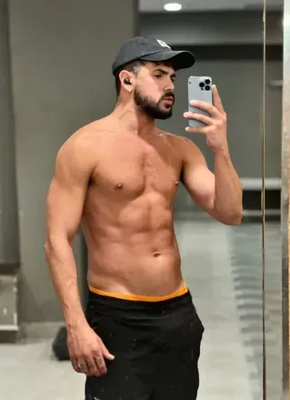 OnlyFans account  mechamadeapolo avatar 1
